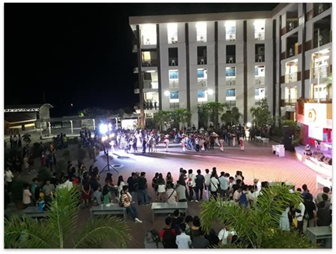 CCS held its 2nd Alumni Homecoming